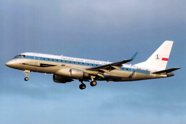 Postal LOT Embraer E175 SP-LIE (retro livery)