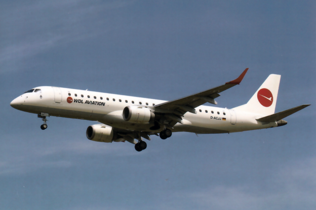Postal WDL Aviation Embraer E190 D-ACJJ