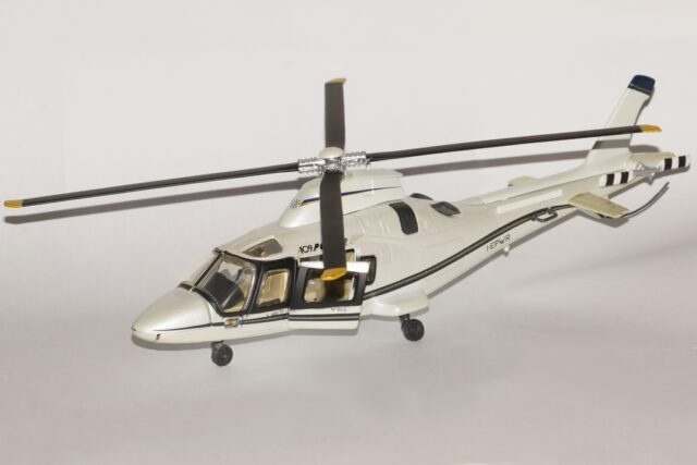 Agusta A109 (NewRay 1:43)