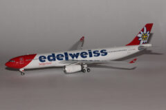 Edelweiss Airbus A330-300 HB-JHR (Phoenix 1:400)