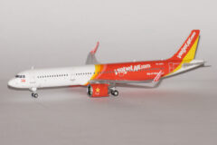 VietJet Airbus A321neo VN-A652 (GeminiJets 1:400)